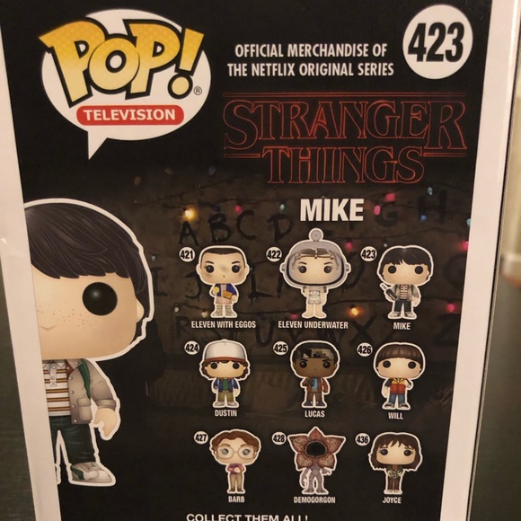 Funko Pop Stranger Things Mike # 423 New in box. Discounts on bundles! - Picture 2 of 5